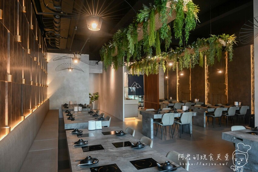 【台中】森饗鍋物漢口店｜挑戰台中最美森林系火鍋店，吃火鍋還能享受被植物包圍的幸福感 » 阿君的玩食天堂