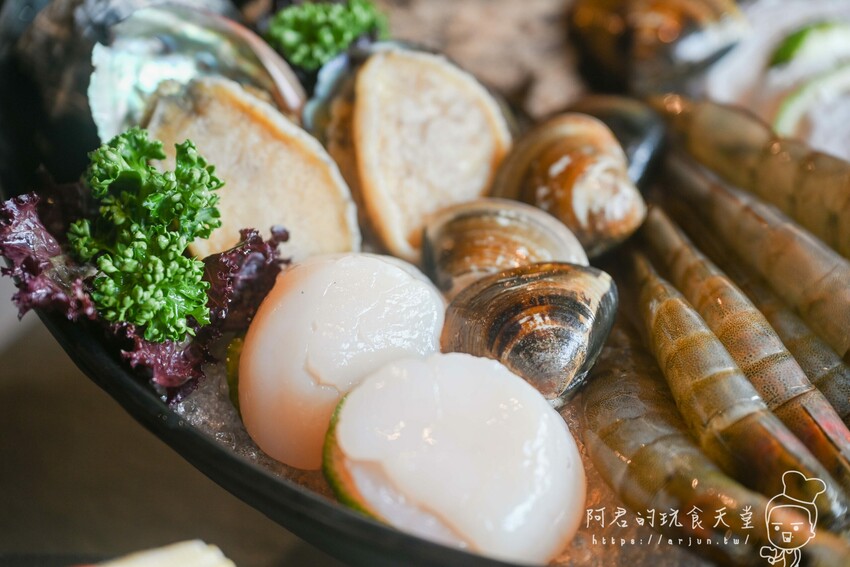 【台中】森饗鍋物漢口店｜挑戰台中最美森林系火鍋店，吃火鍋還能享受被植物包圍的幸福感 » 阿君的玩食天堂