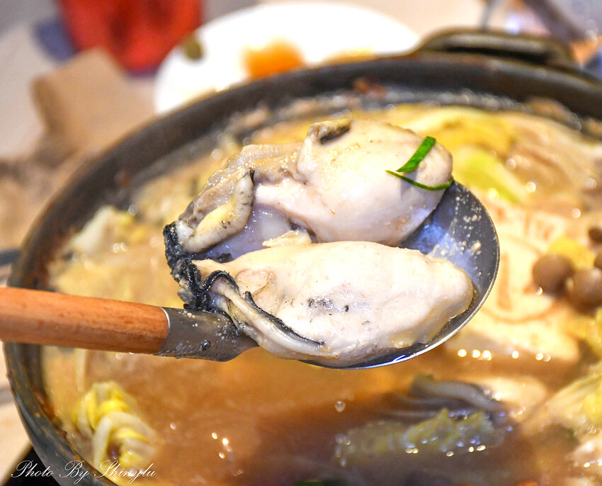 支持在地小農的有機蔬食精品涮涮鍋，吃得到食材的原始風味