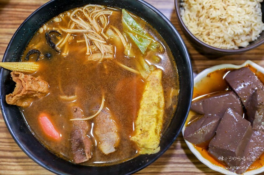 新北市三重區天冷吃補!一個人也能獨享薑母鴨、羊肉爐和大胃王套餐!菜單150元起~還有鴨血臭豆腐推薦