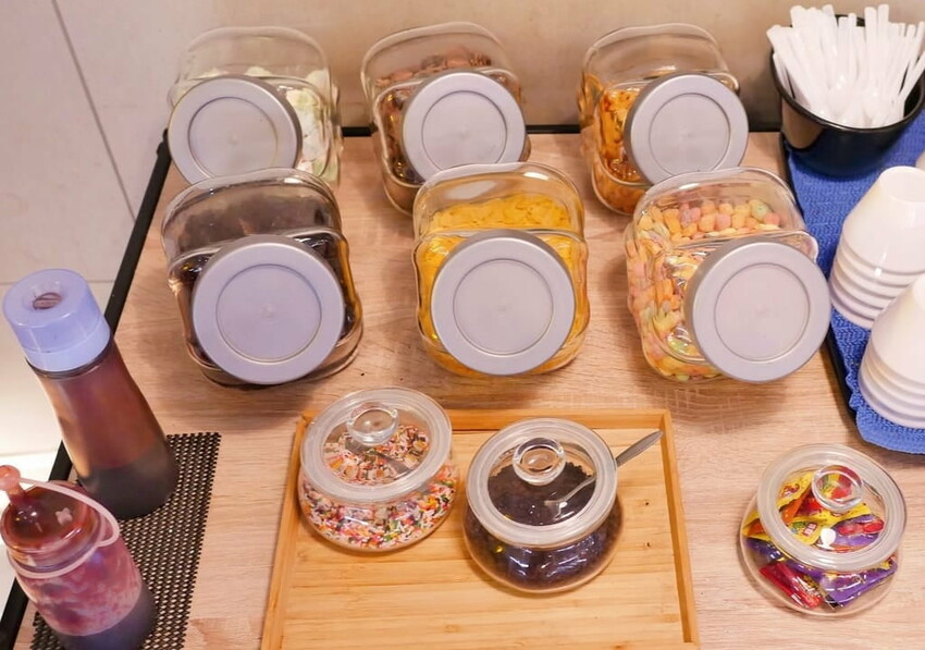 | 新莊火鍋 | 囍富火鍋.當月壽星送海陸肉肉蛋糕.費時熬煮