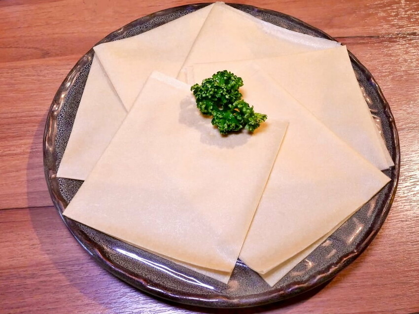 | 新莊火鍋 | 囍富火鍋.當月壽星送海陸肉肉蛋糕.費時熬煮