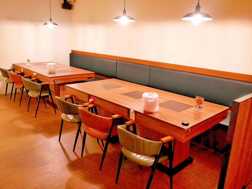 | 新莊火鍋 | 囍富火鍋.當月壽星送海陸肉肉蛋糕.費時熬煮