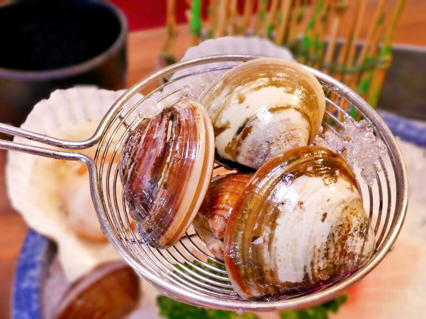 | 新莊火鍋 | 囍富火鍋.當月壽星送海陸肉肉蛋糕.費時熬煮