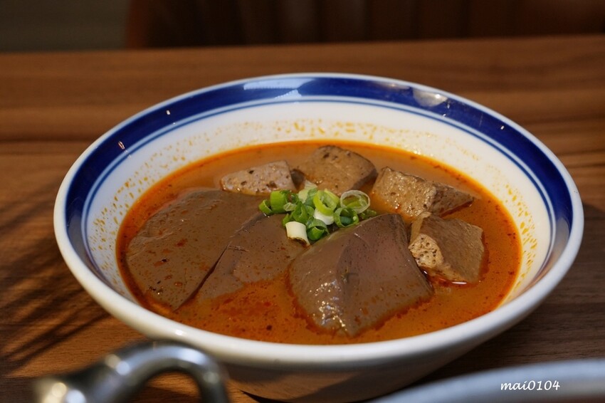 新莊火鍋推薦｜囍富火鍋～職人熬煮湯頭、當月壽星用餐送肉肉海鮮蛋糕，提供包廂座位