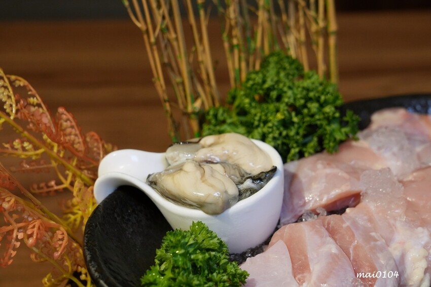 新莊火鍋推薦｜囍富火鍋～職人熬煮湯頭、當月壽星用餐送肉肉海鮮蛋糕，提供包廂座位