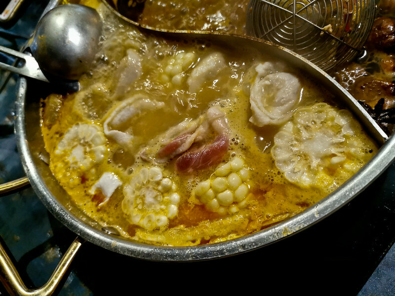 必吃老撈麻辣鍋！南京復興站商業午餐，八百八十元雙人麻辣鍋體驗