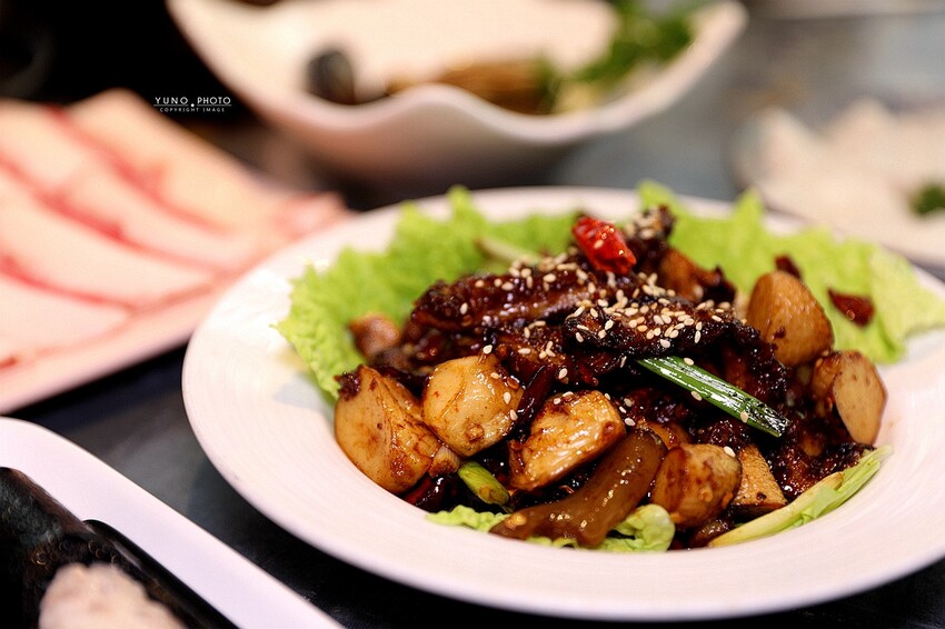 CP值爆表!780雙人海陸特餐副食吃到飽 老饕激推噴火三寶 黃牛胸肉