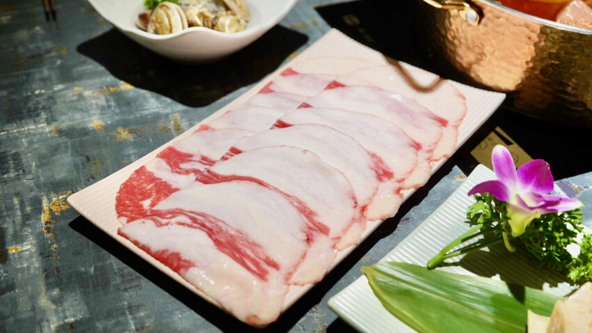 [台北火鍋] 老撈麻辣火鍋｜被火鍋耽誤的熱炒店！老撈瘋鍋季免費送海鮮拼盤！