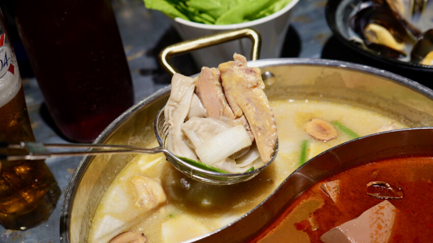 [台北火鍋] 老撈麻辣火鍋｜被火鍋耽誤的熱炒店！老撈瘋鍋季免費送海鮮拼盤！