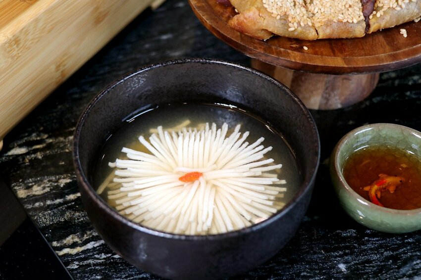 火鍋界的PRADA.木曜4超玩推薦.貼心桌邊服務.大安區頂級火鍋.約會餐廳推薦♥二本松涮涮屋♥(文末菜單)