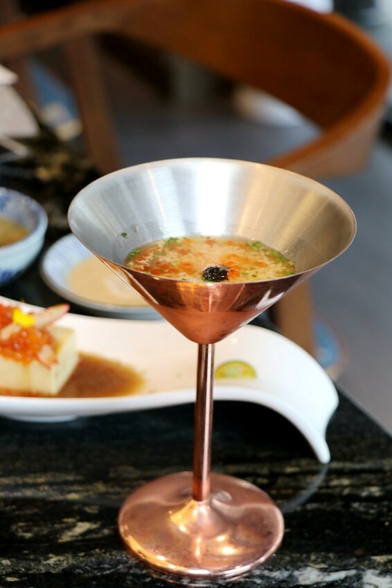 火鍋界的PRADA.木曜4超玩推薦.貼心桌邊服務.大安區頂級火鍋.約會餐廳推薦♥二本松涮涮屋♥(文末菜單)