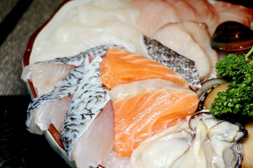 火鍋界的PRADA.木曜4超玩推薦.貼心桌邊服務.大安區頂級火鍋.約會餐廳推薦♥二本松涮涮屋♥(文末菜單)