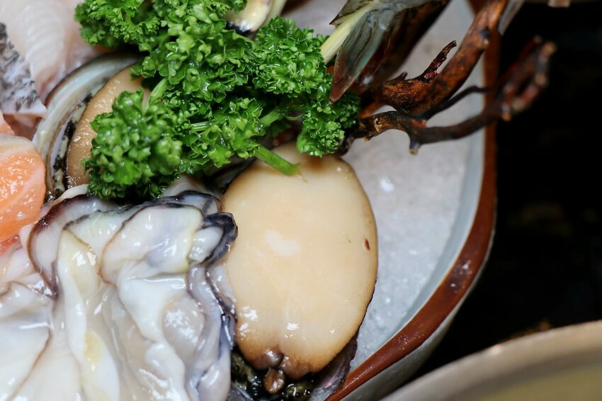 火鍋界的PRADA.木曜4超玩推薦.貼心桌邊服務.大安區頂級火鍋.約會餐廳推薦♥二本松涮涮屋♥(文末菜單)