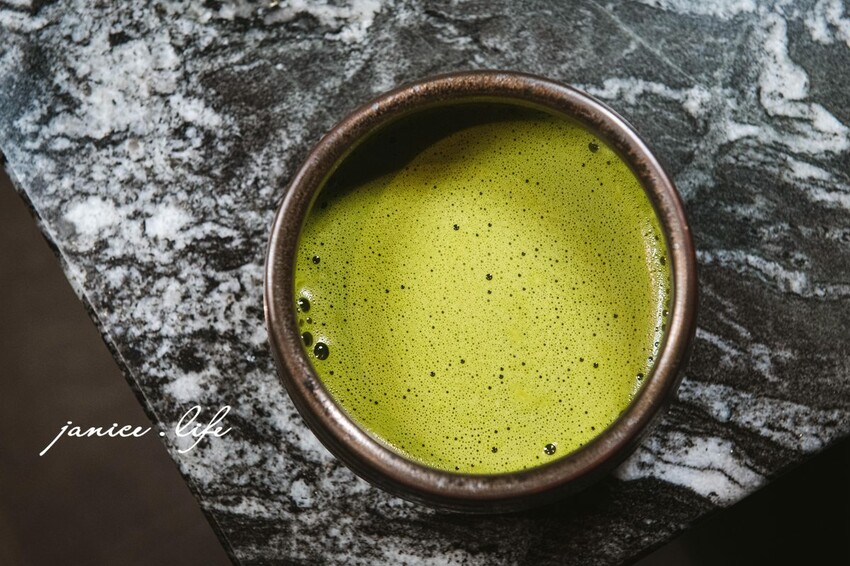 台北大安火鍋推薦|二本松涮涮屋|只想給您最好的頂級鍋物|生猛松葉蟹豪華四吃 – 潔妮食旅生活