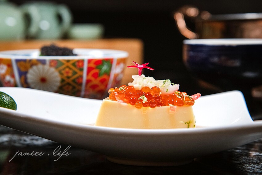 台北大安火鍋推薦|二本松涮涮屋|只想給您最好的頂級鍋物|生猛松葉蟹豪華四吃 – 潔妮食旅生活