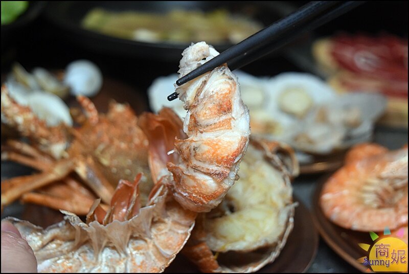 銄鍋。台中東區火鍋吃到飽158元起免服務費!濕式熟成冷藏肉附自助吧吃到飽呷免驚-商妮吃喝遊樂