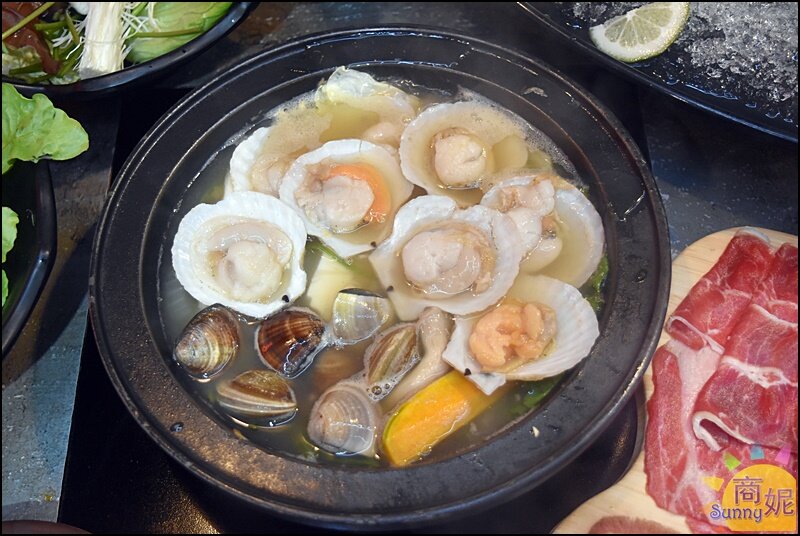 銄鍋。台中東區火鍋吃到飽158元起免服務費!濕式熟成冷藏肉附自助吧吃到飽呷免驚-商妮吃喝遊樂