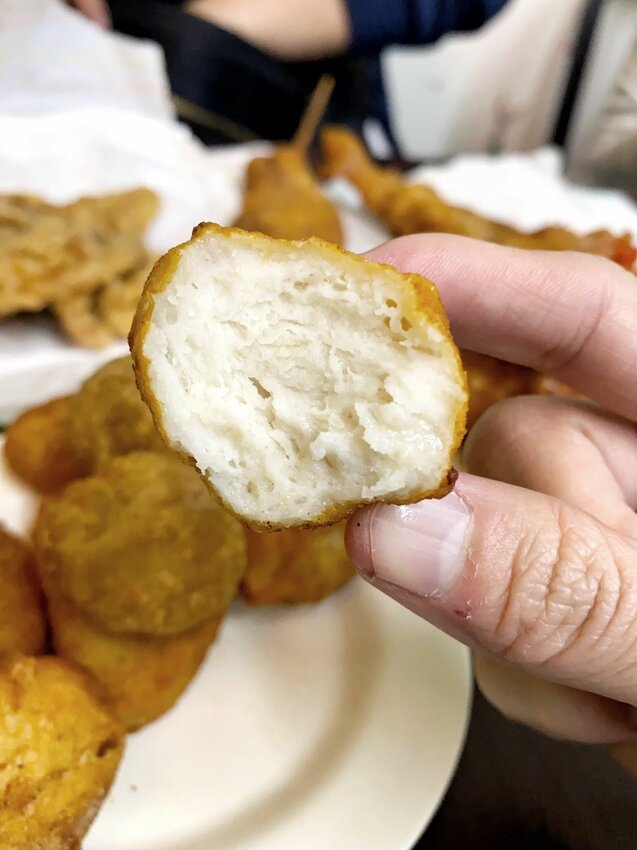[台中西屯區] 大腿我最粗 炸雞專賣｜吃貨必點品項推薦｜厚又大塊的無骨八兩雞腿｜銅板價讓你爽爽吃美味炸雞｜內附菜單