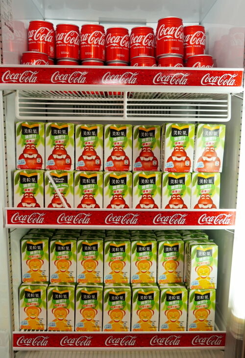 【中壢美食】藏王極上鍋物．頂級肉品+無毒蔬菜+飲品喝到飽+美味甜點!