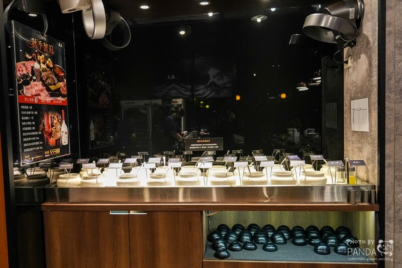 桃園中壢|藏王極上鍋物中壢店.2023桃園金牌好店&超級人氣王~浮誇系海陸餐20盎司肉盤x海鮮船好吸睛!