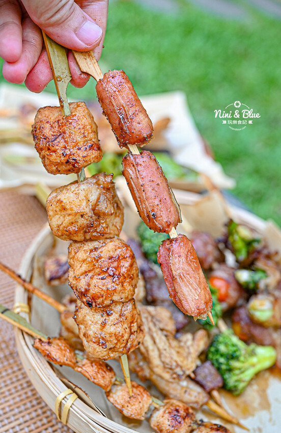 台中逢甲宵夜美食串燒燒烤肉串，31種品項、19元起，食尚玩家也推薦