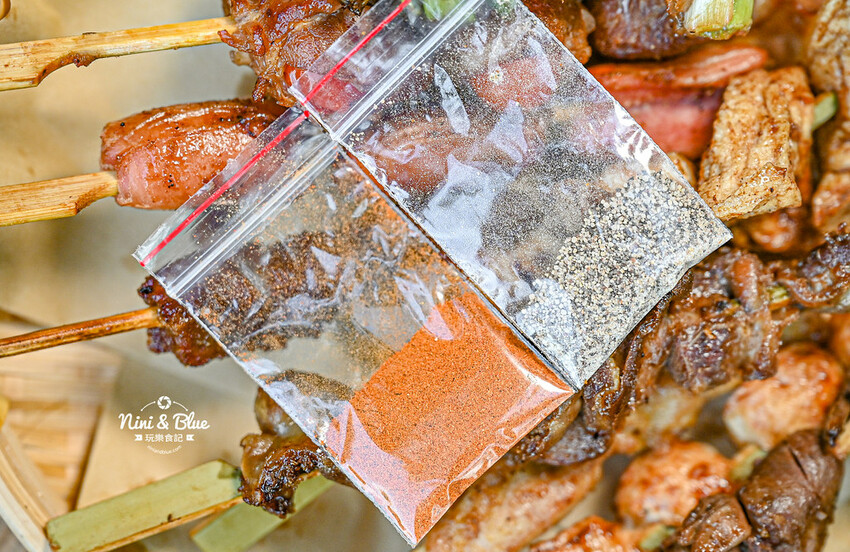 台中逢甲宵夜美食串燒燒烤肉串，31種品項、19元起，食尚玩家也推薦