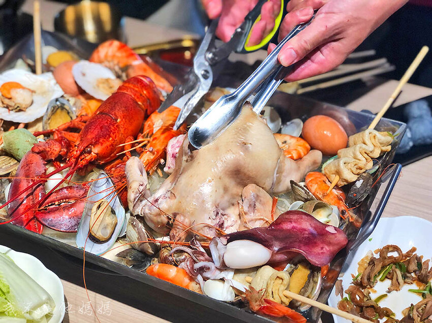 中和威力廣場美食,中和威力廣場韓式,中和威力廣場,連城路美食,連城路聚餐,中和大潤發,中和大潤發美食,中和大潤發停車,板橋必吃美食,中和韓式炸雞