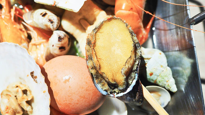 中和必吃美食,韓國首爾美食,一隻雞火鍋,中和龍蝦,中和慶生餐廳,中和包廂,中和寵物友善餐廳,中和站寵物友善餐廳,中和排隊美食,中和迪卡儂