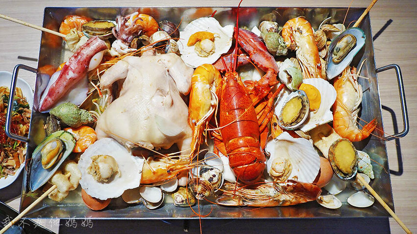 中和威力廣場美食,中和威力廣場韓式,中和威力廣場,連城路美食,連城路聚餐,中和大潤發,中和大潤發美食,中和大潤發停車,板橋必吃美食,中和韓式炸雞