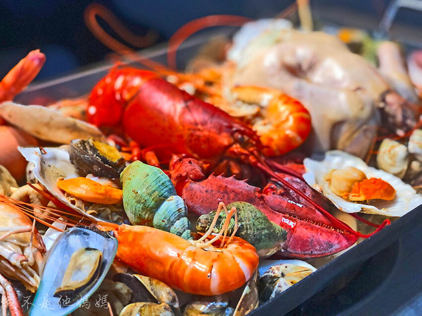 中和國民小學周邊美食,中和怡和醫院,連城停車場,中和帝王蟹,中和海鮮套餐,中和活體海鮮,中和站活體海鮮,中和 龍蝦,錦和運動公園美食