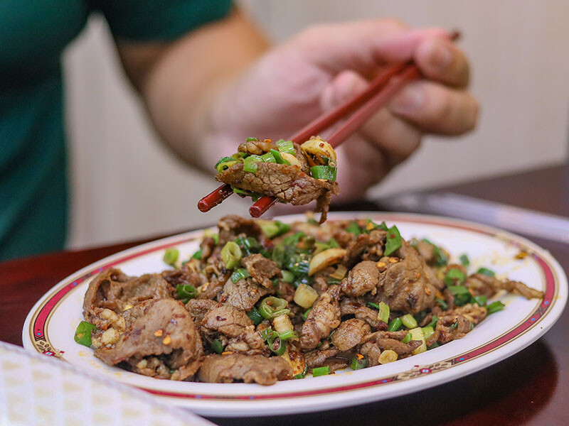 阿桂羊牛雜 | 新竹北門街上湖南大菜平價吃不馬虎！拒絕客製化的道地口味，別再說阿桂臉臭啦！