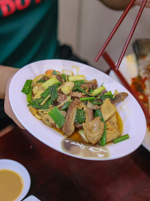 阿桂羊牛雜 | 新竹北門街上湖南大菜平價吃不馬虎！拒絕客製化的道地口味，別再說阿桂臉臭啦！