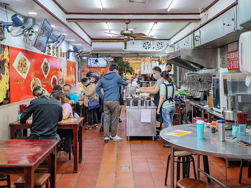 阿桂羊牛雜 | 新竹北門街上湖南大菜平價吃不馬虎！拒絕客製化的道地口味，別再說阿桂臉臭啦！