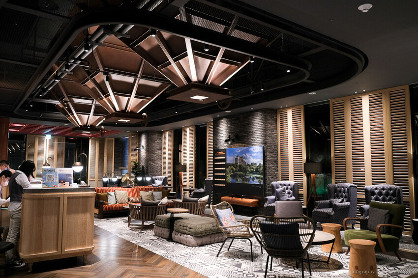 捷絲旅台南十鼓館｜渡假風露天泳池、超Chill lounge 24hrs零間斷提供免費咖啡！