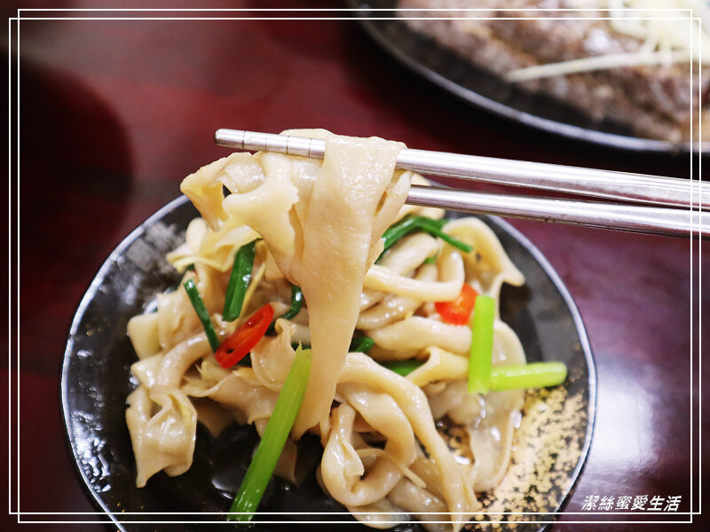 國鼎鵝肉飯 玉里麵-桃園八德/鵝肉軟嫩很美味