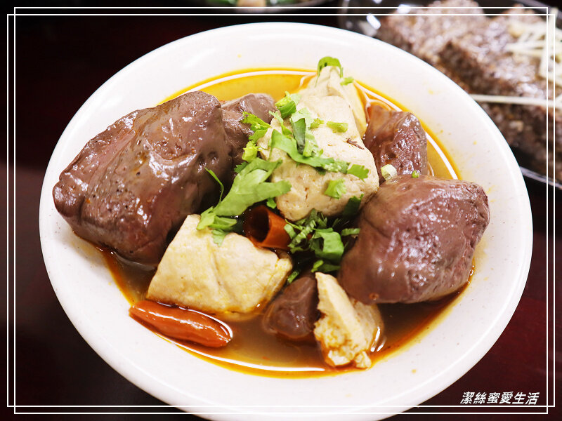 國鼎鵝肉飯 玉里麵-桃園八德/鵝肉軟嫩很美味