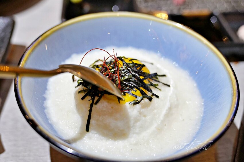 【台北】市政府站｜揪餖燒肉，信義區和牛燒肉推薦，ATT 4 FUN 美食