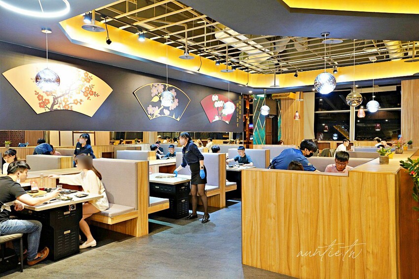 【台北】市政府站｜揪餖燒肉，信義區和牛燒肉推薦，ATT 4 FUN 美食