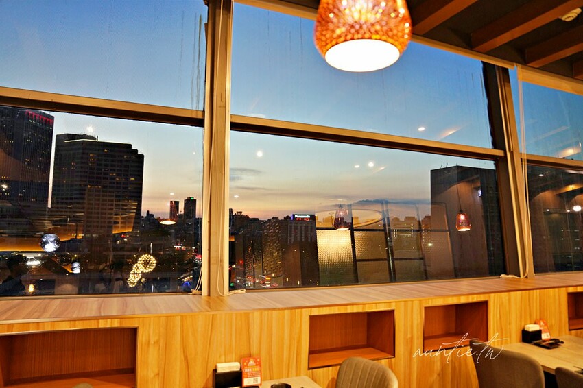 【台北】市政府站｜揪餖燒肉，信義區和牛燒肉推薦，ATT 4 FUN 美食