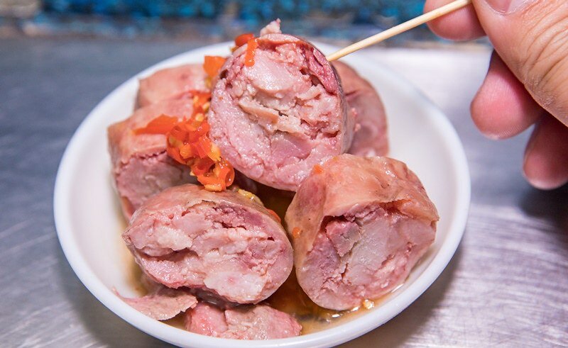 【基隆老味道之十-豬肝腸】基隆鹹湯圓豬肝腸(大觀圓).仁愛市場一甲子老攤標配