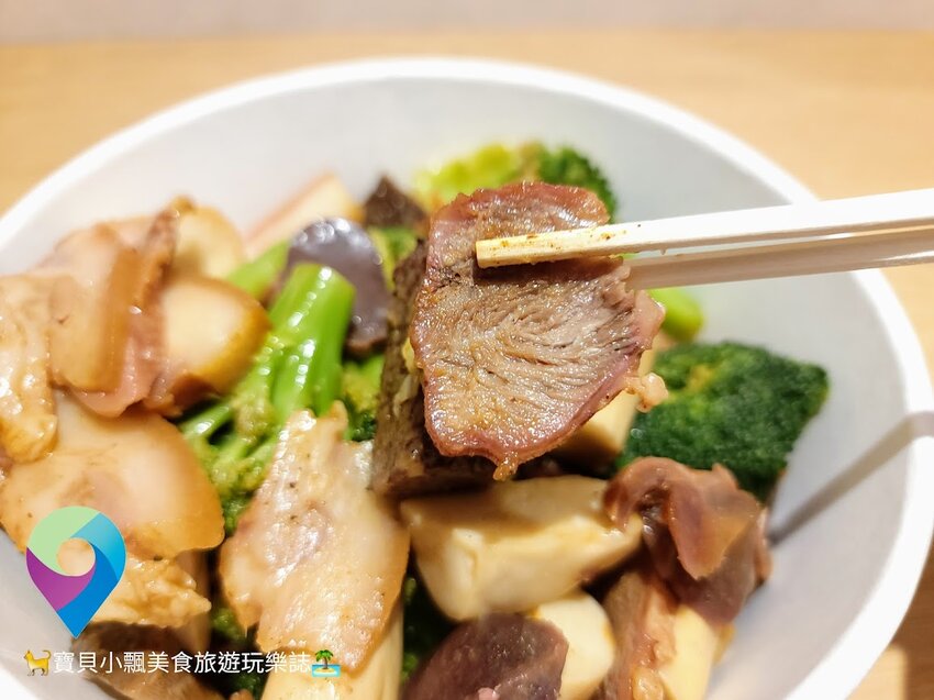 [食]台東 好吃不鹹膩 煙燻好入味  深夜的開胃小菜 旅途中不可錯過的最佳選擇 江南冰鎮滷味店