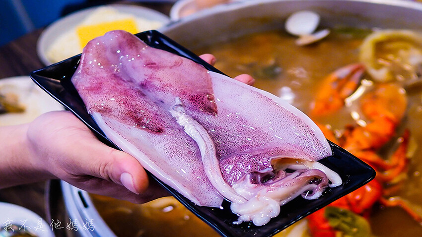 新莊人蔘雞,輔大人蔘雞,好吃人蔘雞推薦,台北人蔘雞,新莊生蠔,輔大生蠔,韓式海鮮部隊鍋,台北韓式海鮮部隊鍋,新莊韓式海鮮部隊鍋