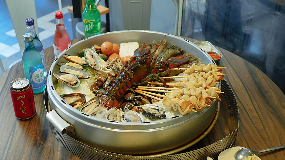 韓蚌蚌海鮮研究院分店,韓蚌蚌海鮮研究院2021,新莊蒸籠海鮮,輔大蒸籠海鮮,台北韓式火鍋,新莊韓式火鍋,輔大韓式火鍋,連鎖海鮮鍋,連鎖韓式