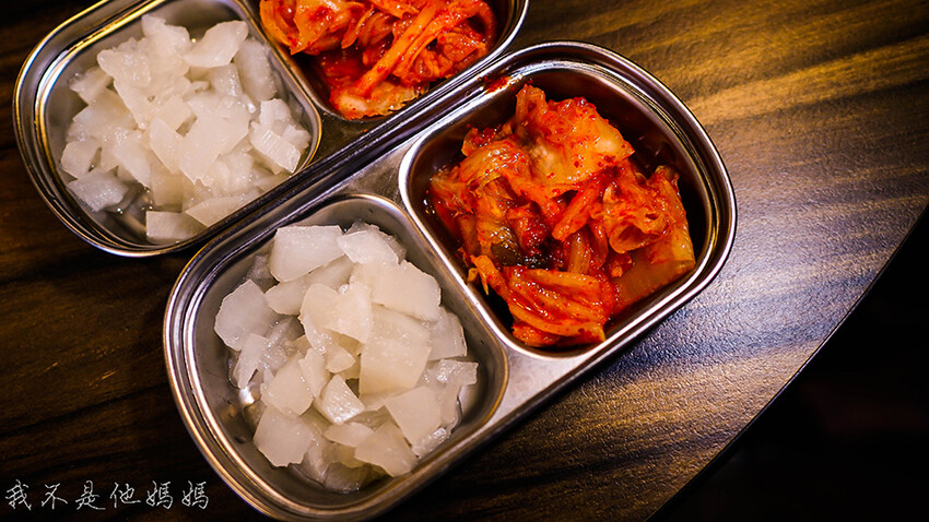 新莊人蔘雞,輔大人蔘雞,好吃人蔘雞推薦,台北人蔘雞,新莊生蠔,輔大生蠔,韓式海鮮部隊鍋,台北韓式海鮮部隊鍋,新莊韓式海鮮部隊鍋