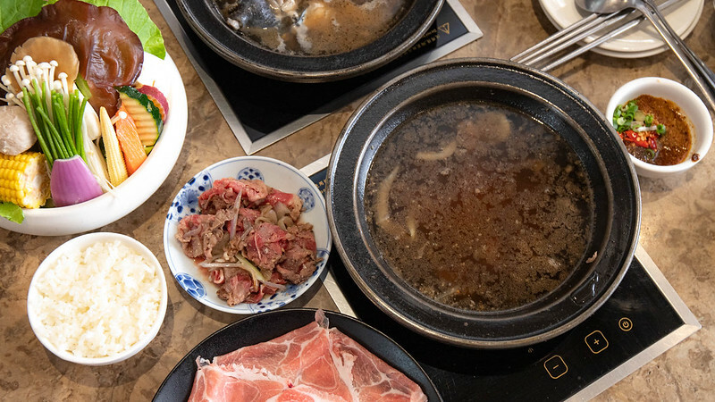 台中市西屯區台中火鍋｜萬客什鍋  古典與時尚風格石頭鍋 營業至凌晨5點!!