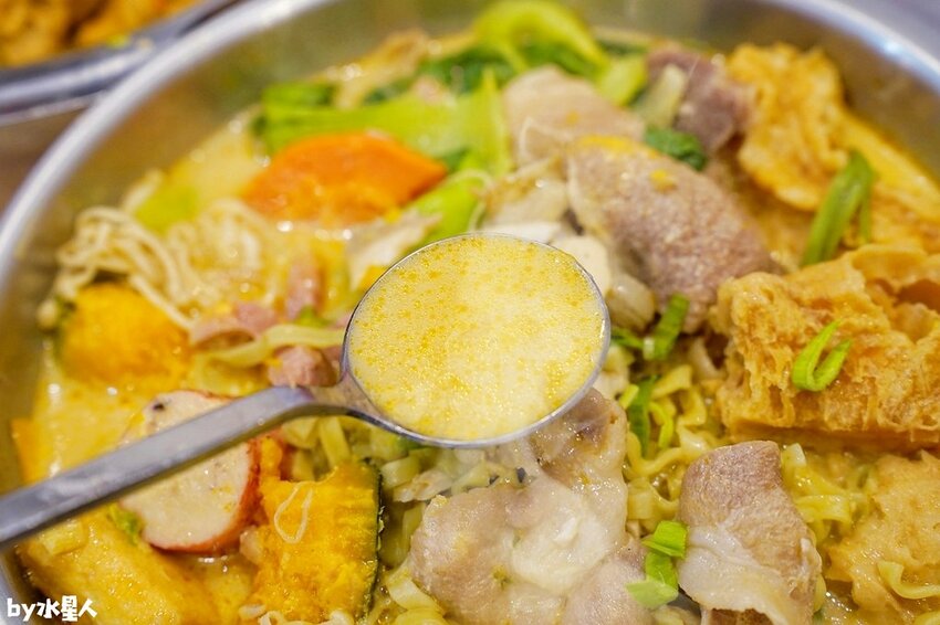 幹麻豚骨麻辣燙逢甲店