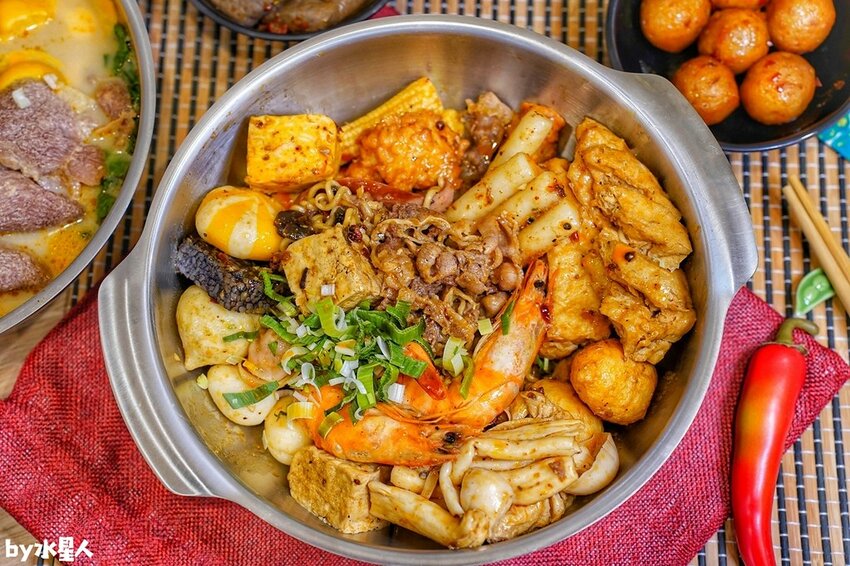 幹麻豚骨麻辣燙逢甲店