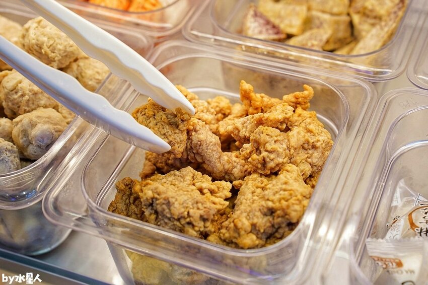 幹麻豚骨麻辣燙逢甲店