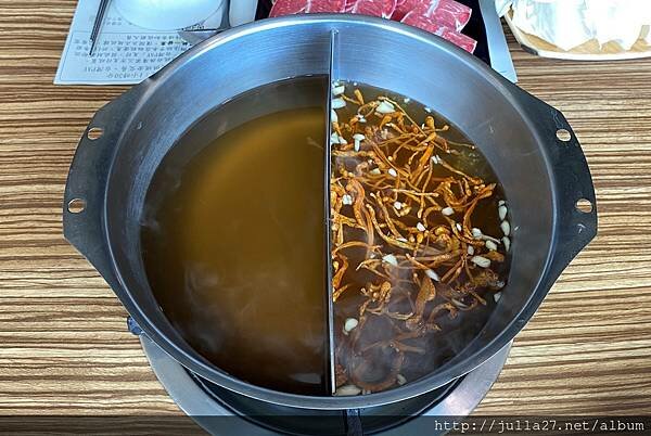 20220404_044153624_iOS-1